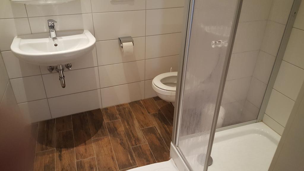 Hotel Ratskeller Люхов Номер фото